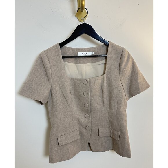 ASTR the Label Square Neck Short Sleeve Jacket in Taupe Size Medium - Picture 2 of 7